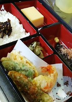 お食事